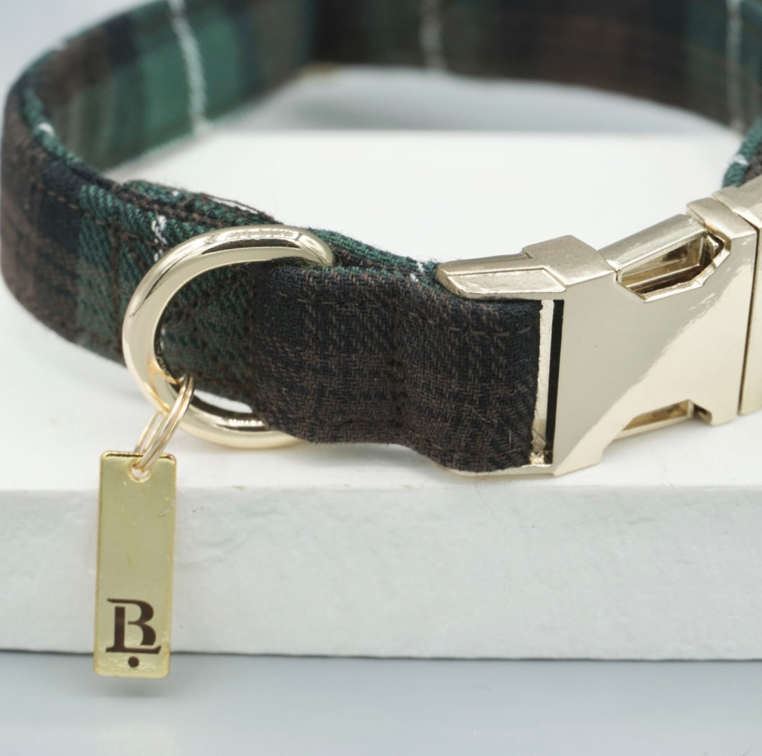 Collar in Forest Plaid, Gold hardware