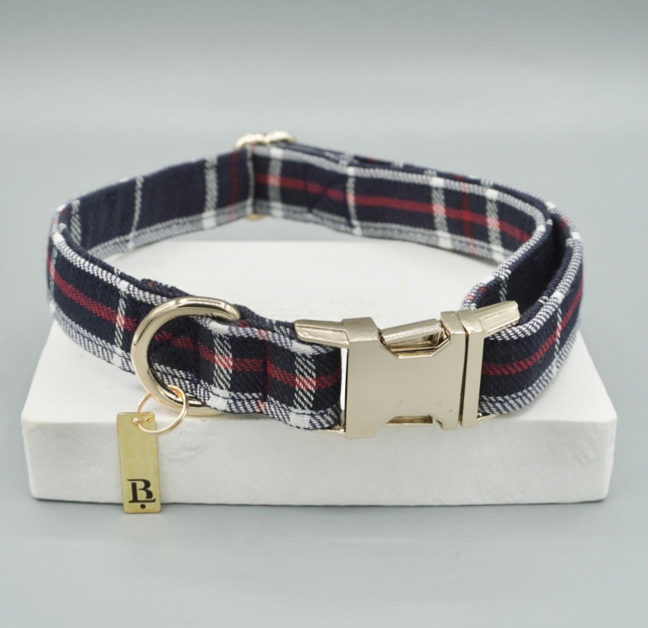 Collar in Indigo Plaid, Gold hardware