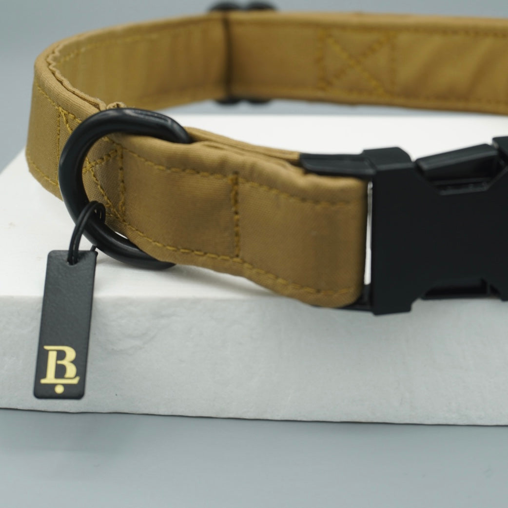 Collar in Hazel Tan, Black hardware