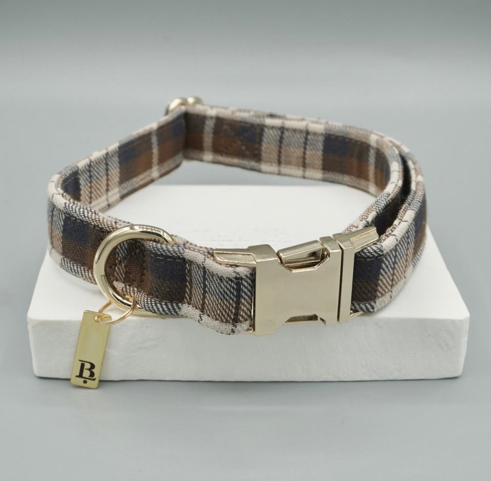 Collar in Ginger Plaid, Gold hardware