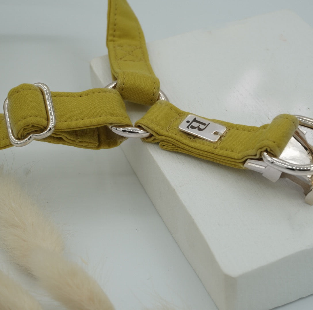 Harness in Sunflower Yellow, Silver hardware