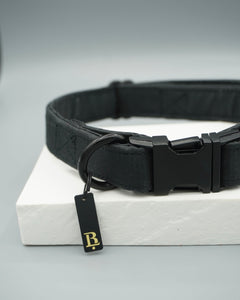 Collar in Sable Black, Black hardware