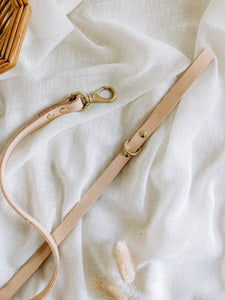 Ember & Ivory Vegetable Leather Lead in Natural/Rust